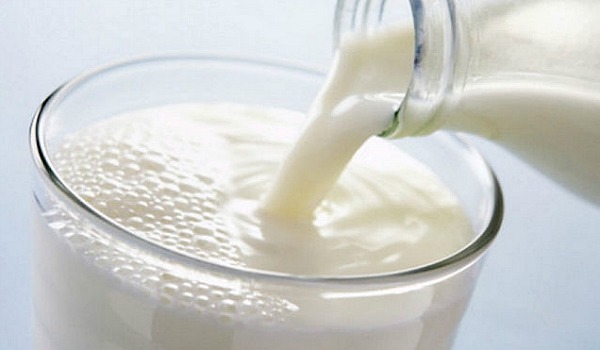 Лечение молоком при бронхите: лечебные свойства и эффективная рецептура